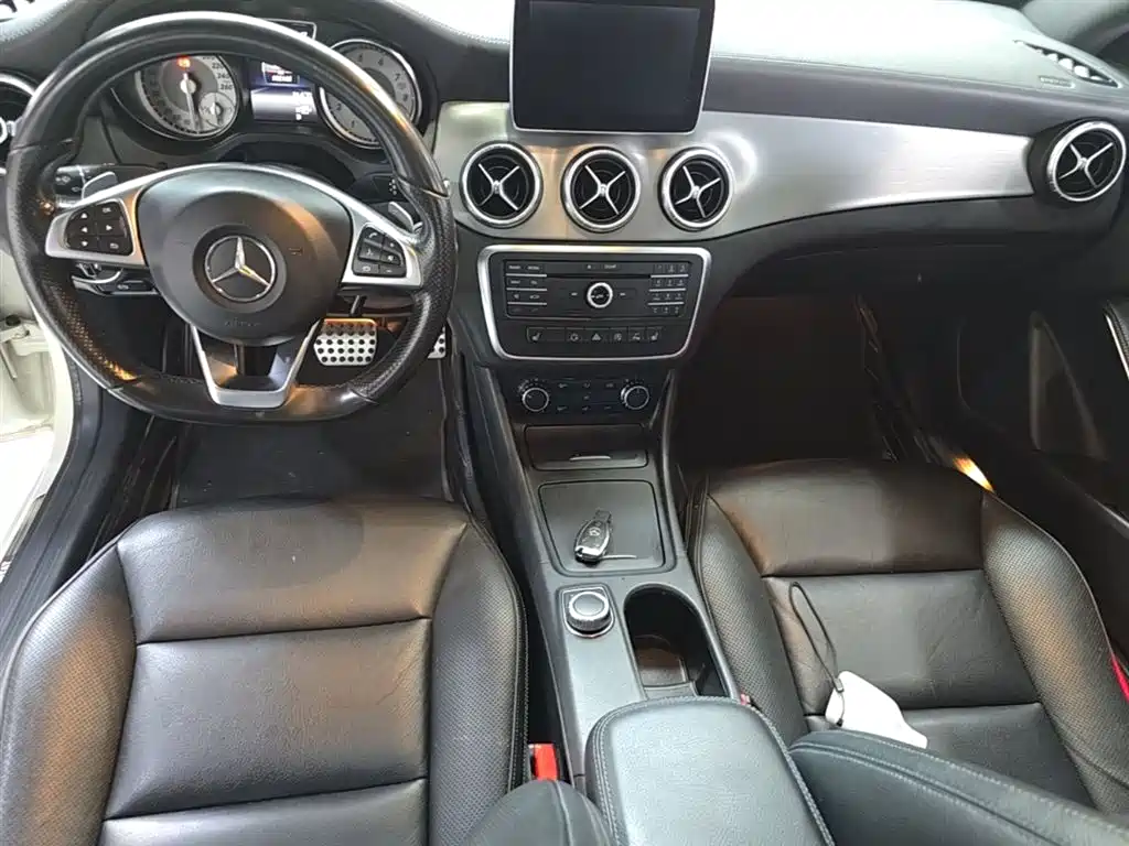 Mercedes-Benz CLA 2016 — фото 10