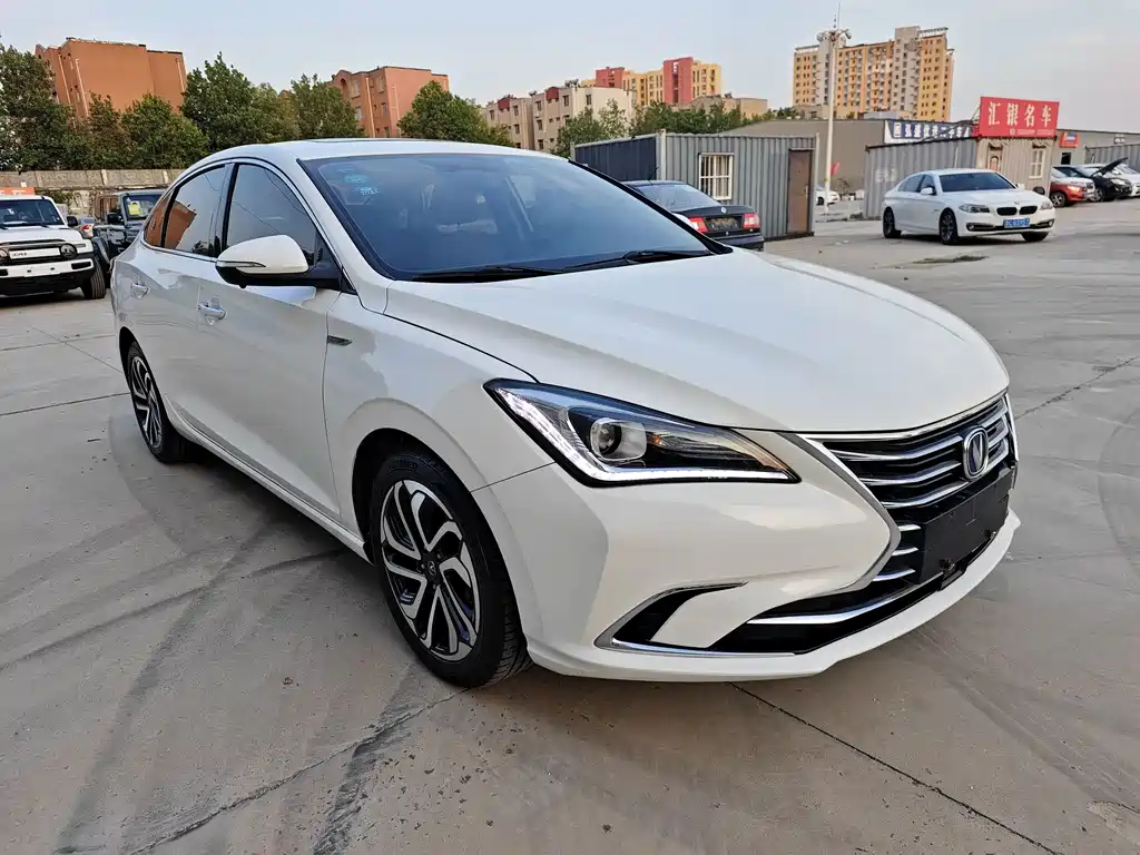 Changan Eado 2018 — фото 26