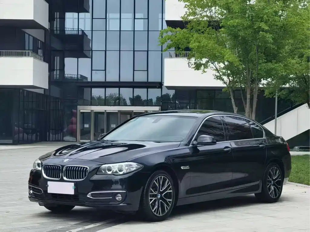 BMW 5 Series 2016