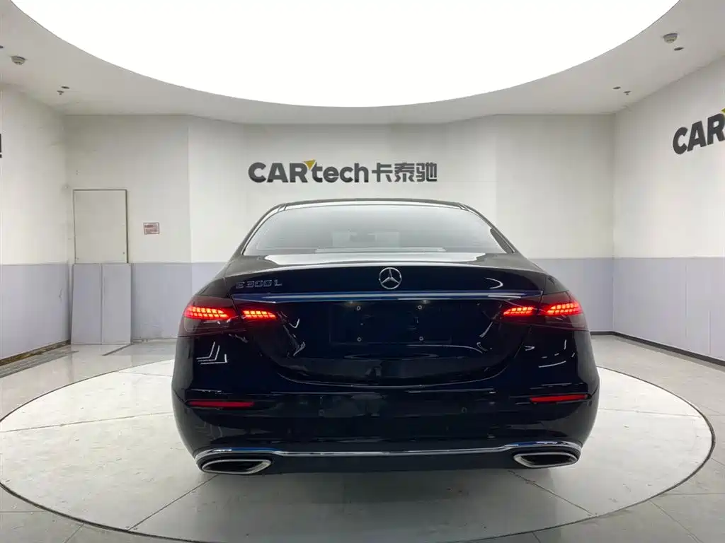 Mercedes-Benz E-Class 2023