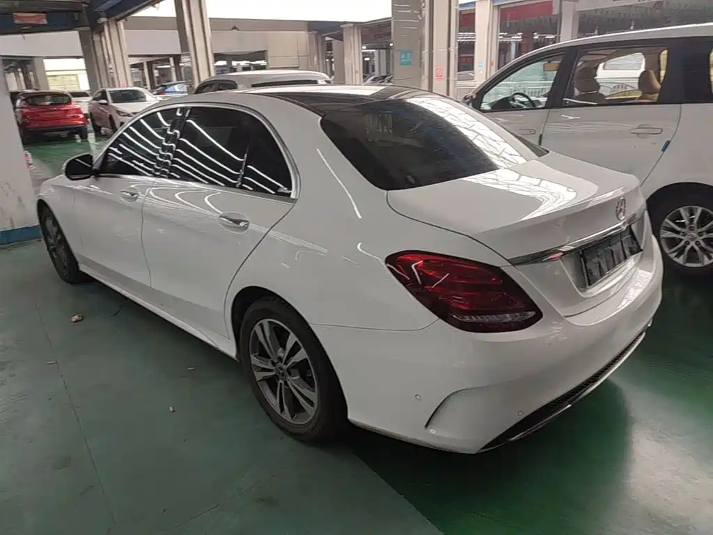Mercedes-Benz C-Class 2018