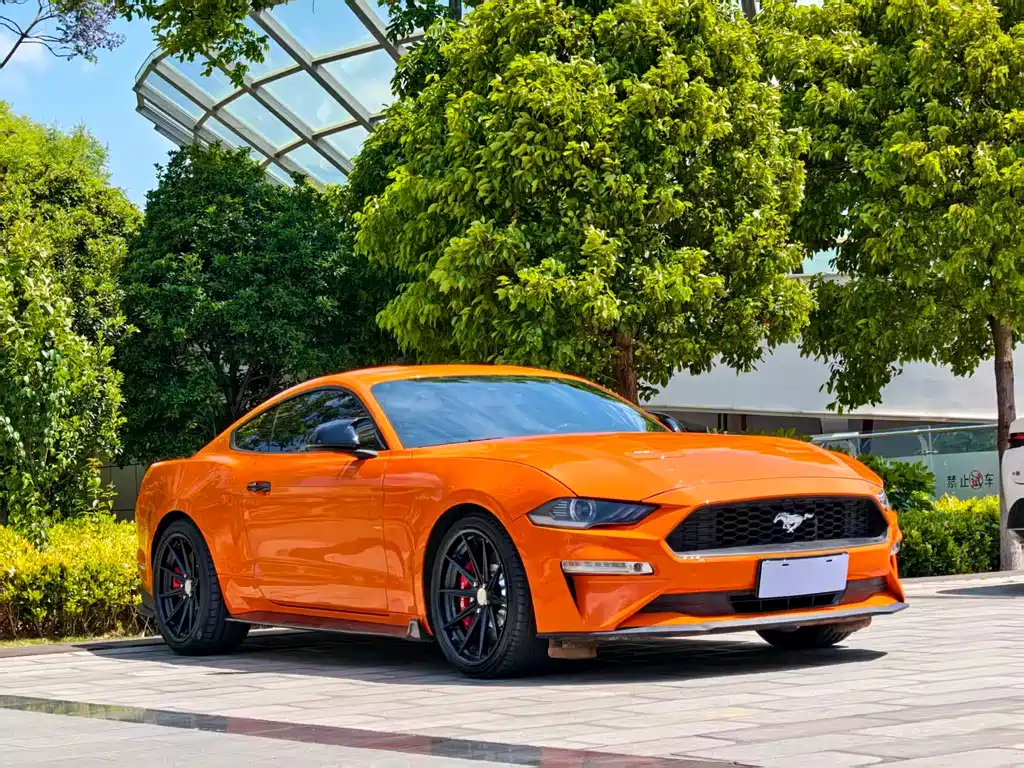 Ford Mustang 2020 — фото 3