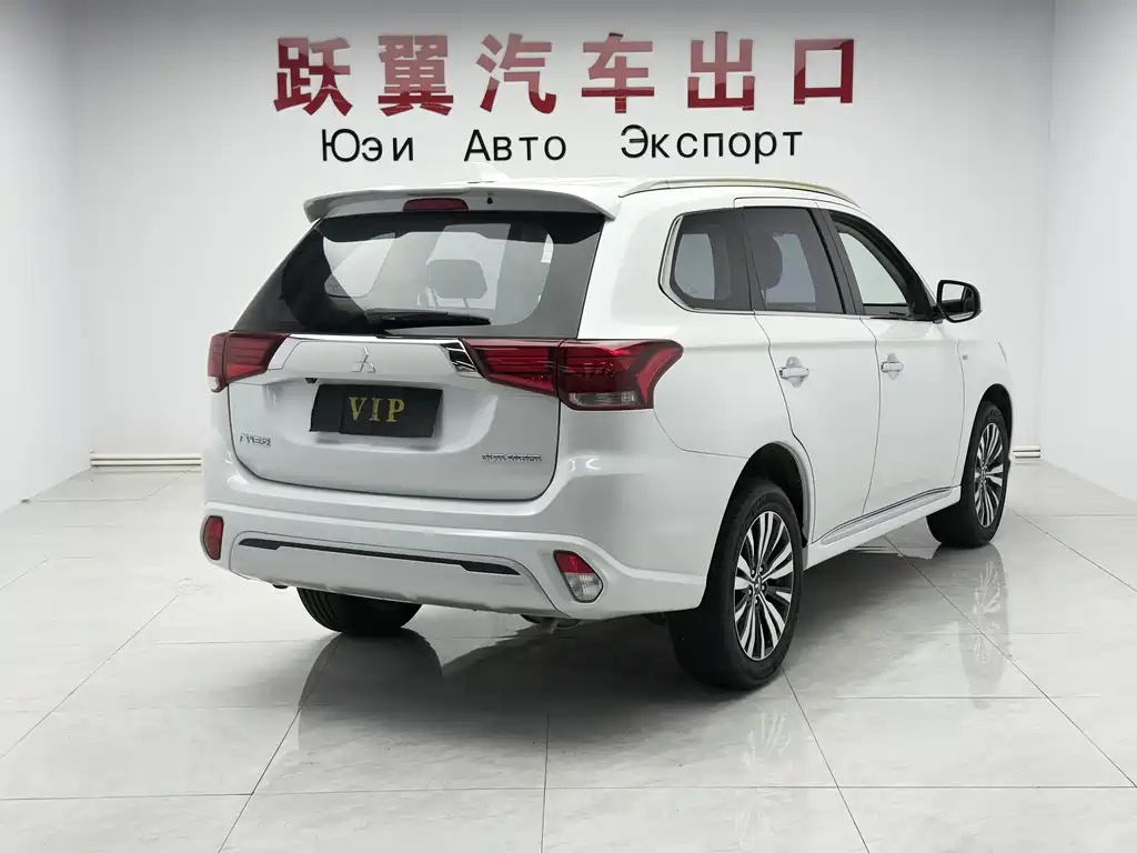 Mitsubishi Outlander 2022