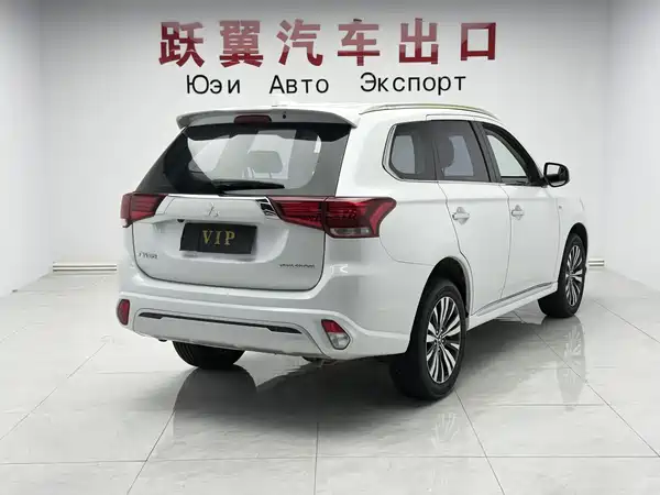 Mitsubishi Outlander 2022