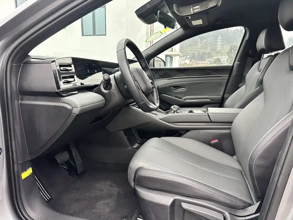 BYD Qin L 2024 — фото 12