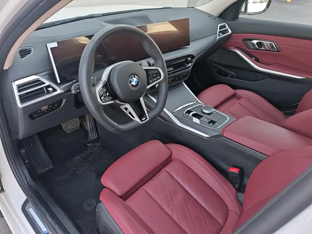 BMW 3 Series 2025 — фото 10