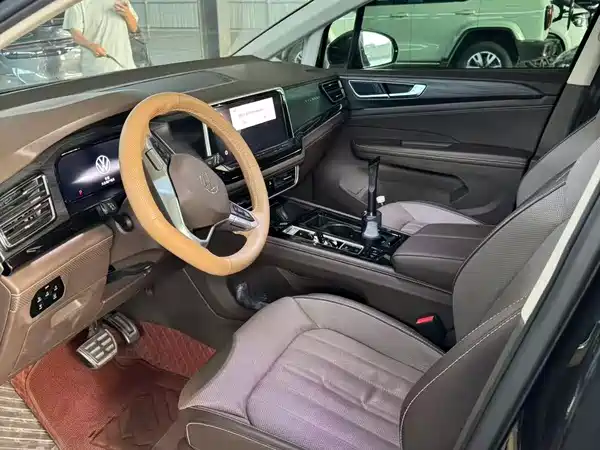 Volkswagen Viloran 2023