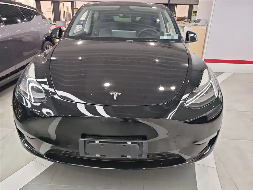 Tesla Model Y 2022 — фото 3