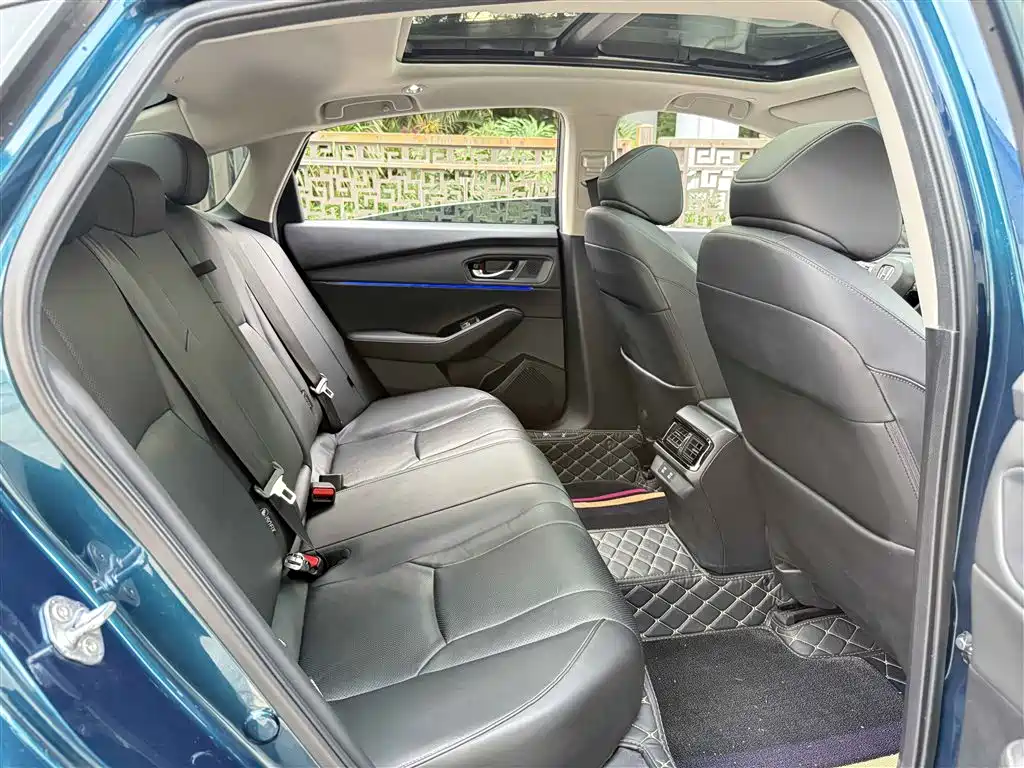 Honda Accord 2023 — фото 19