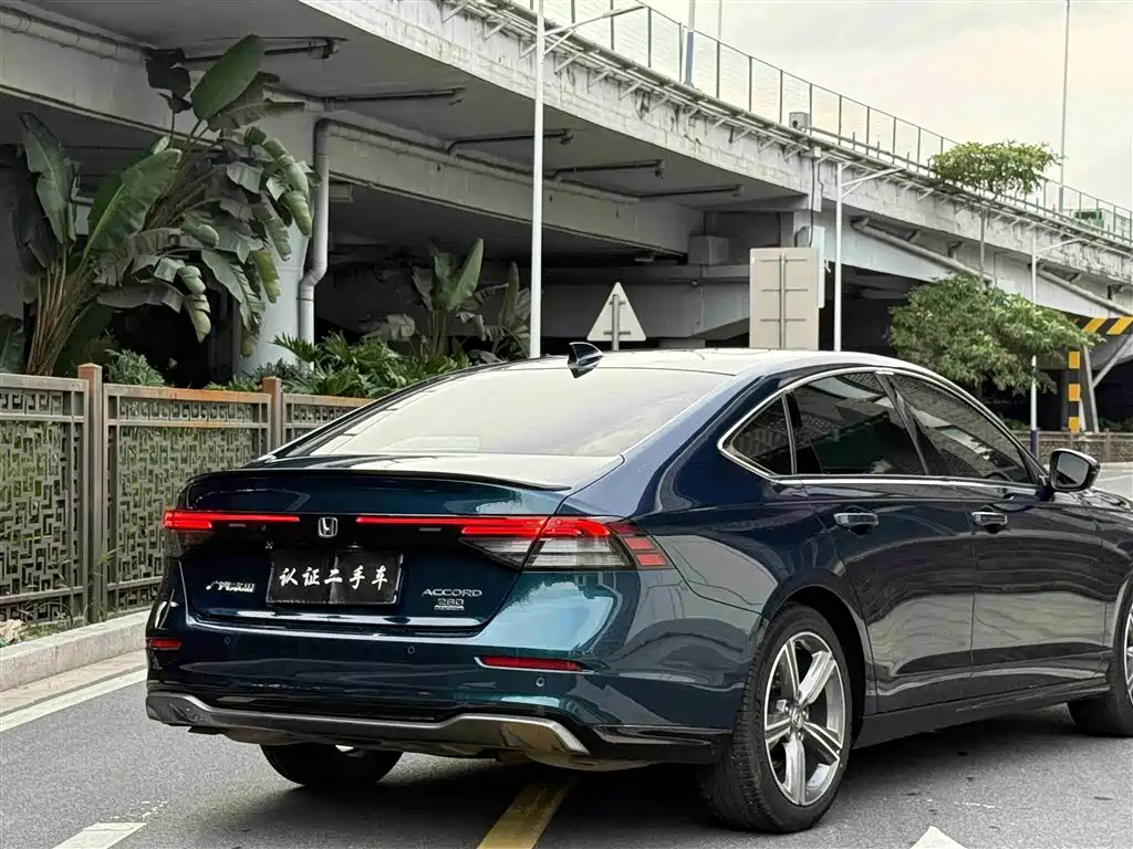 Honda Accord 2023 — фото 27
