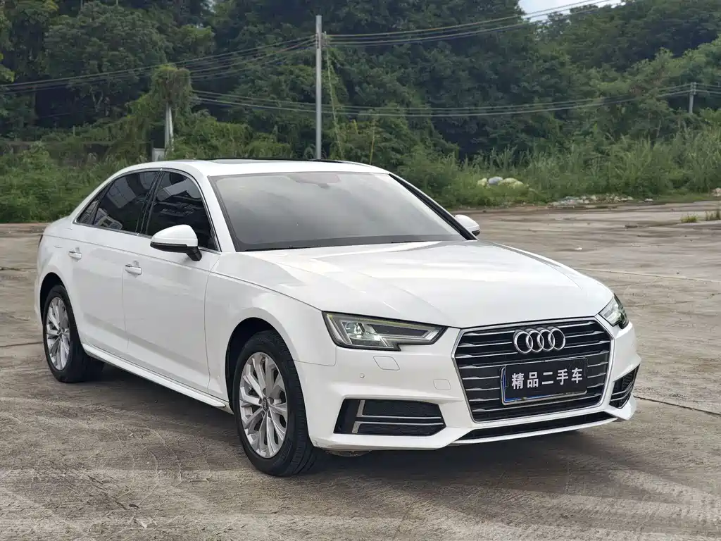 Audi A4L 2019