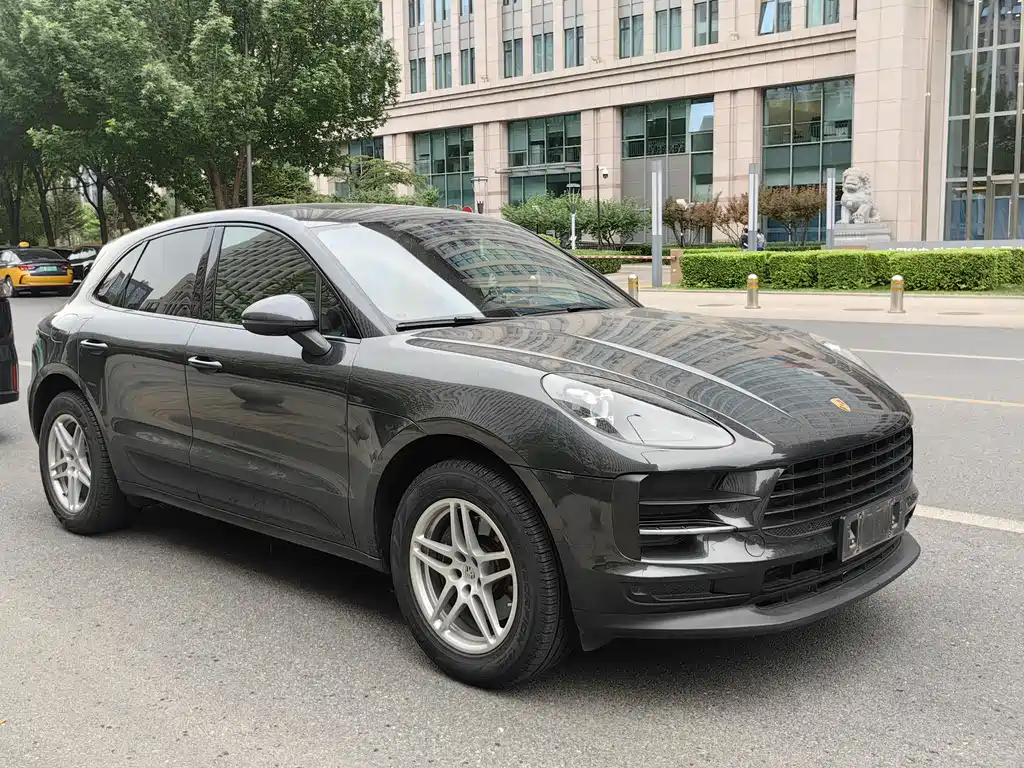 Porsche Macan 2020 — фото 7