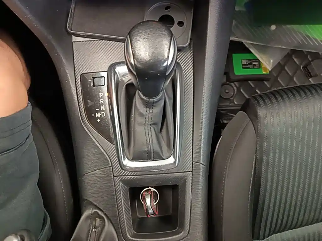 Mazda 3 Angkesela 2015 — фото 14