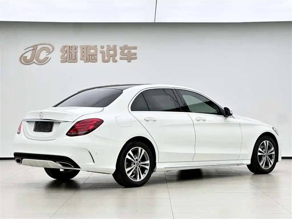 Mercedes-Benz C-Class 2018