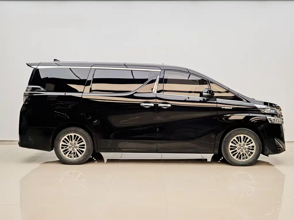 Toyota Alphard 2021 — фото 4