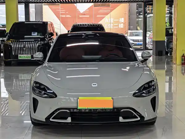 Xiaomi SU7 2024