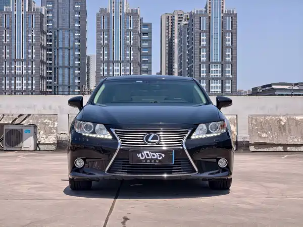 Lexus ES 2013