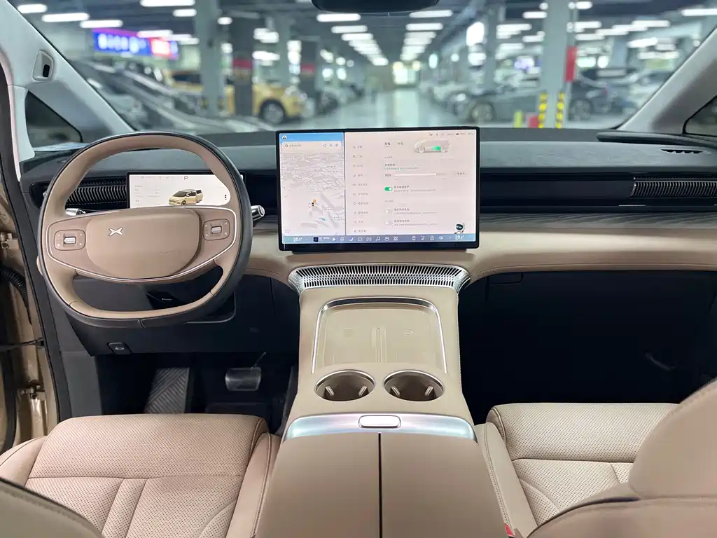 XPeng X9 2024