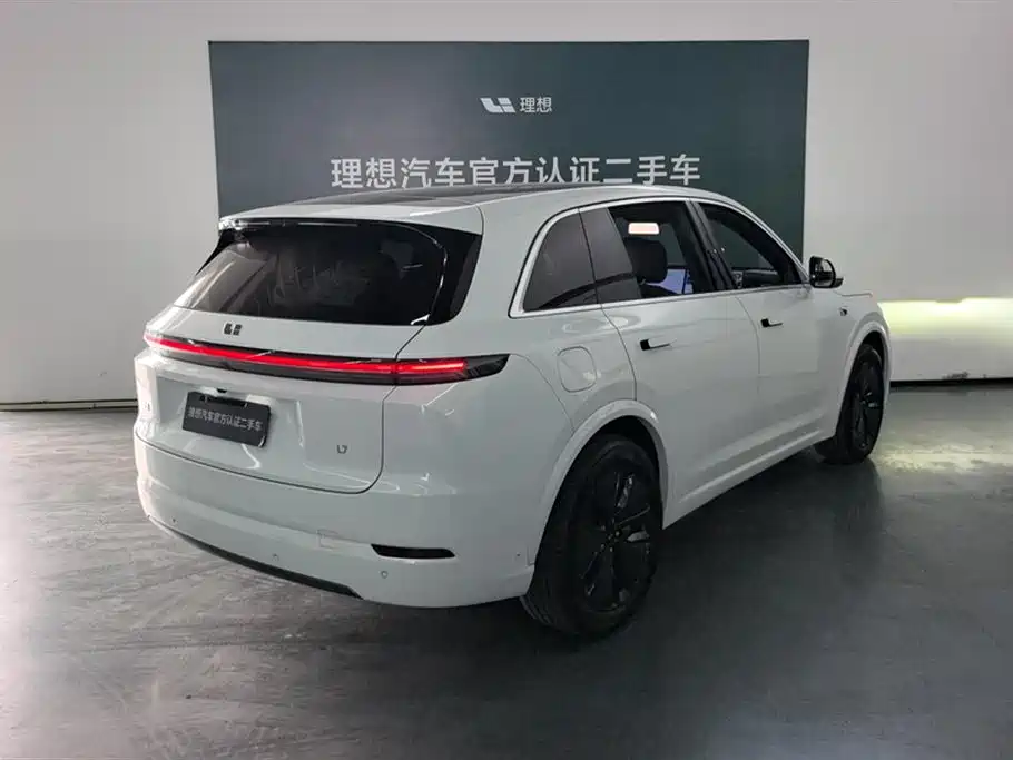 Li Auto Li L7 2026