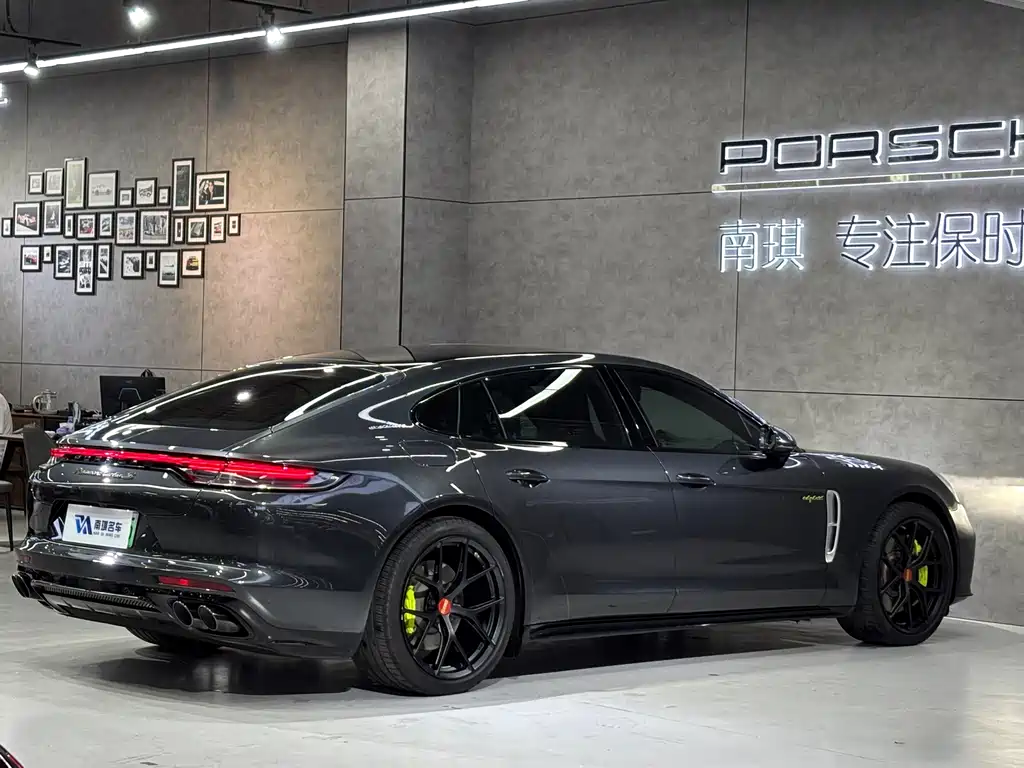 Porsche Panamera New Energy 2022 — фото 6