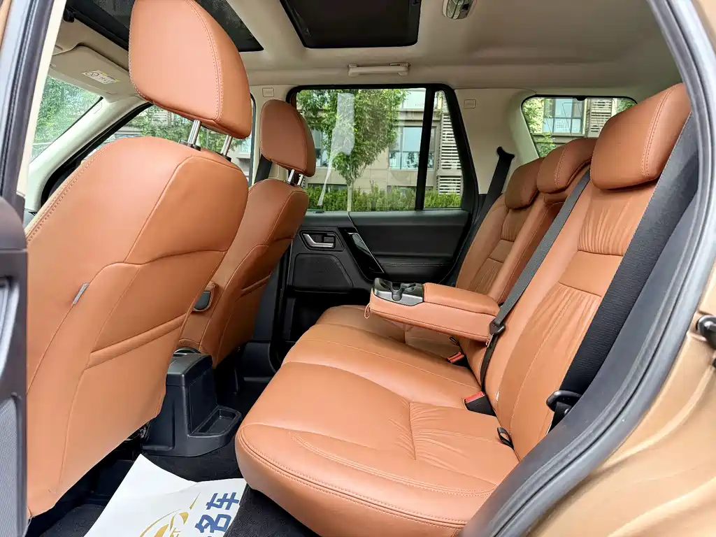 Land Rover Freelander 2 2014 — фото 26