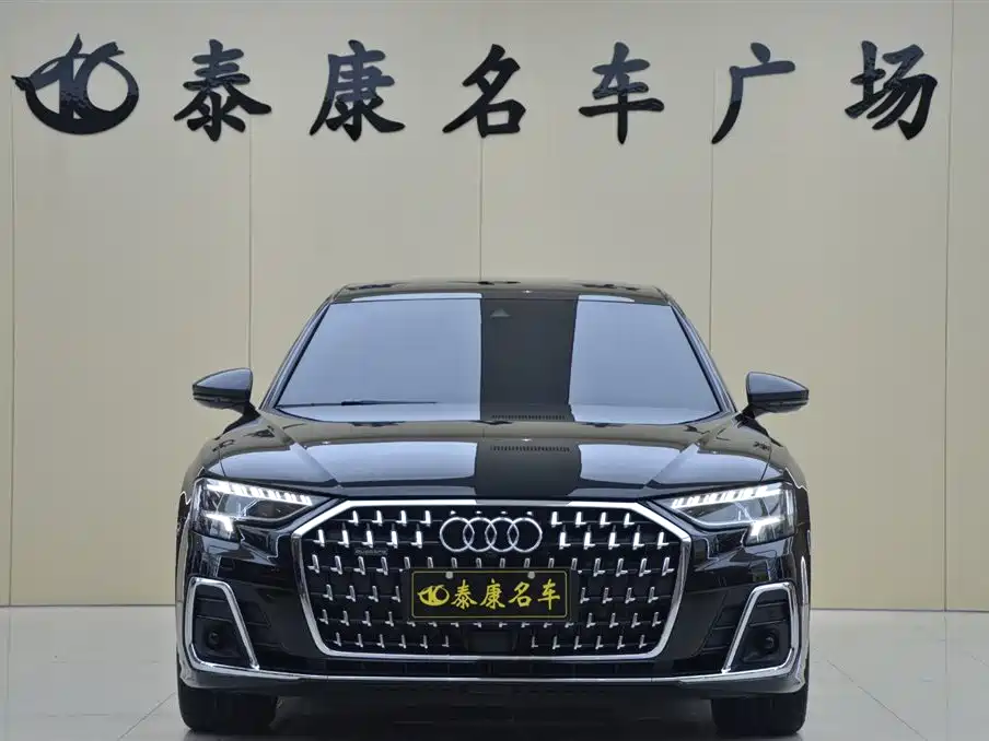Audi A8 2025 — фото 2