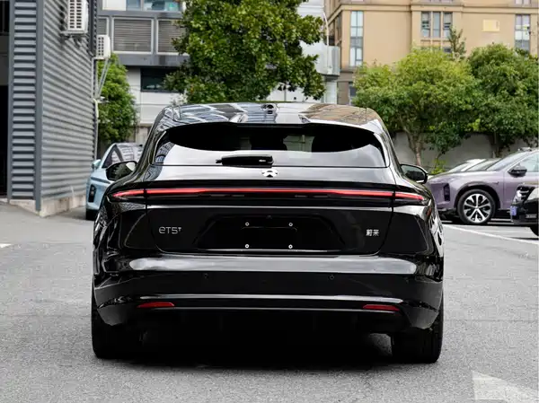 NIO ET5T 2025