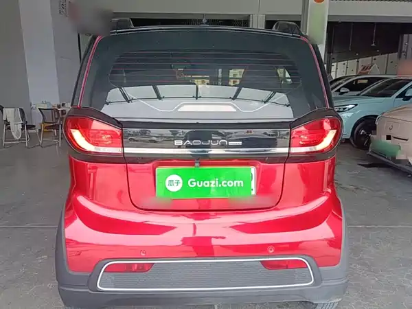 Baojun E100 2021