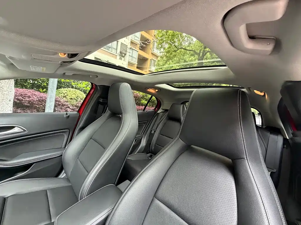 Mercedes-Benz GLA 2017 — фото 11