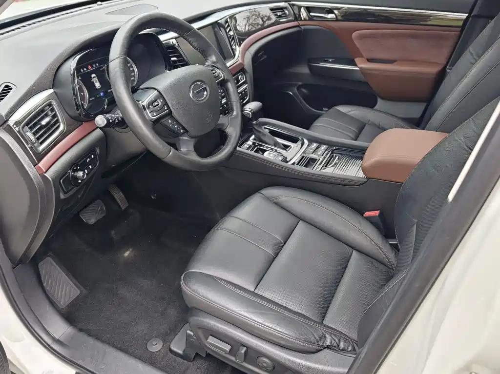 GAC Motor Trumpchi GS8 2019 — фото 4