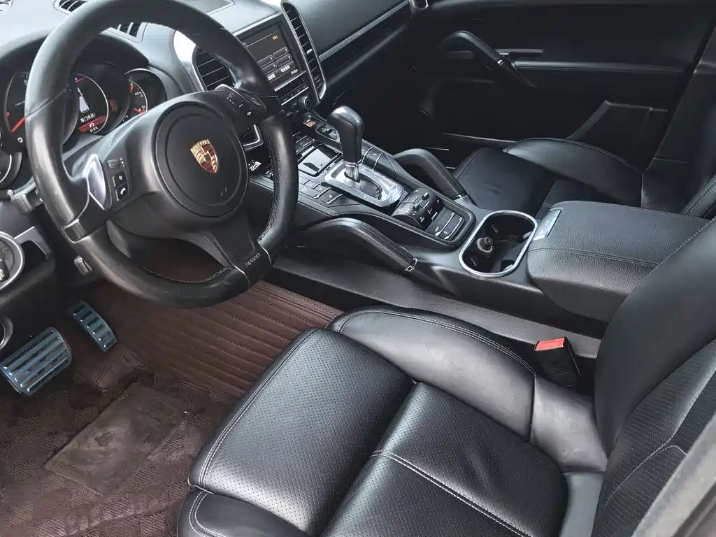 Porsche Cayenne 2014 — фото 12