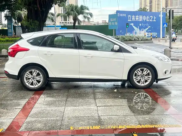 Ford Focus 2014
