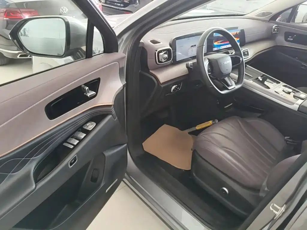 Chery Tiggo 9 C-DM 2025 — фото 16