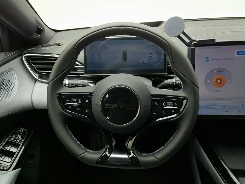 BYD Seal 2023 — фото 11