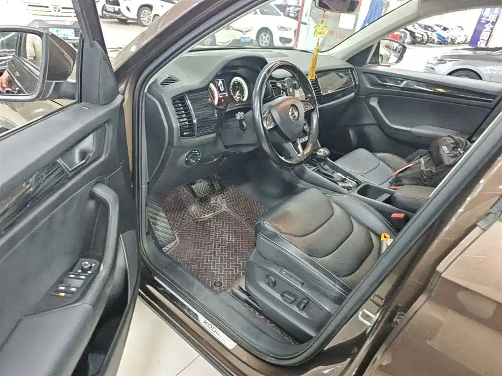 Skoda Kodiaq 2018 — фото 16