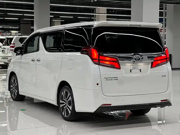 Toyota Alphard 2018