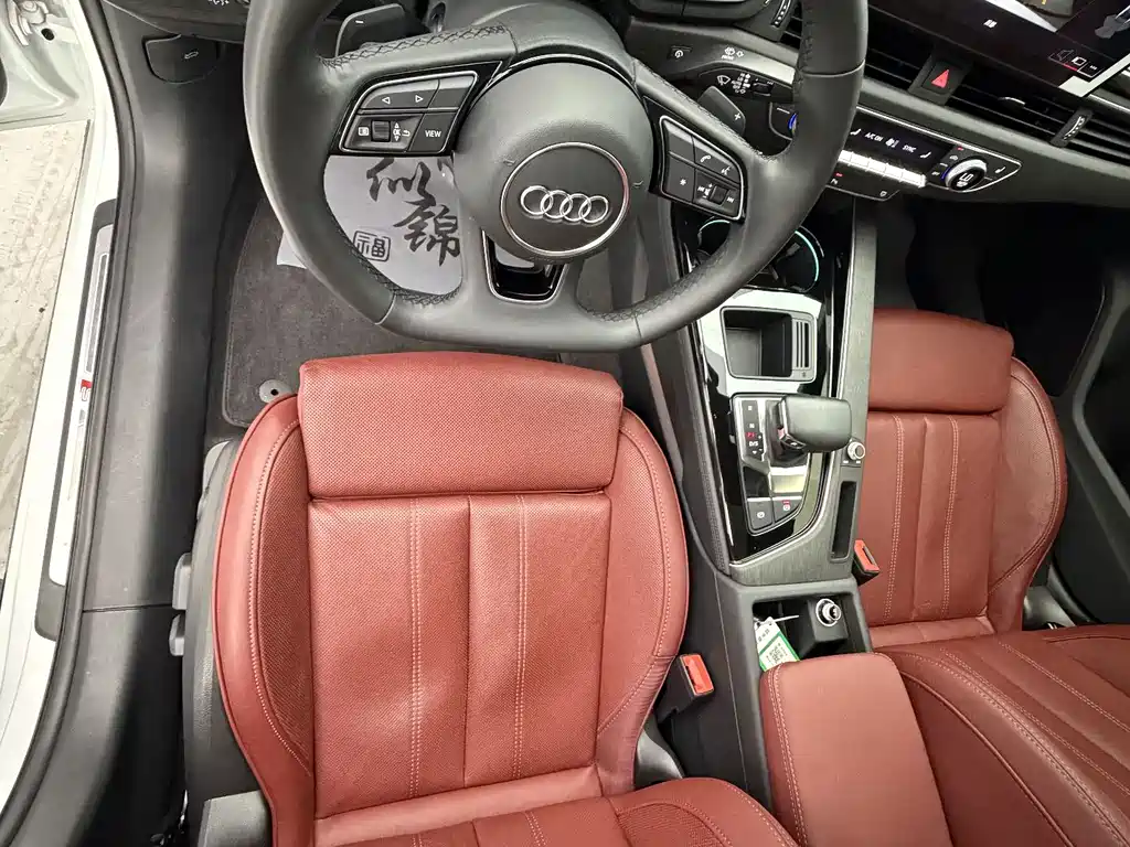 Audi A4L 2023 — фото 12