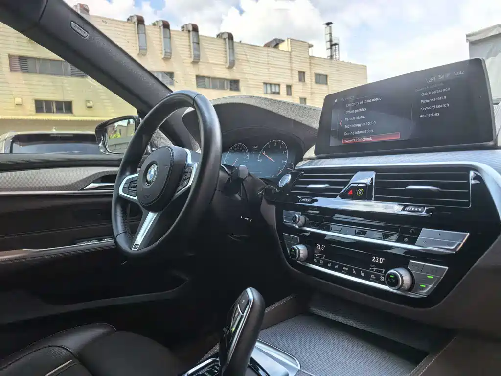 BMW 6 Series GT 2019 — фото 13