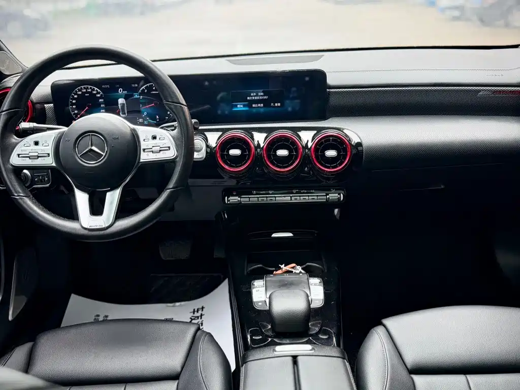 Mercedes-Benz A-Class 2021 — фото 24