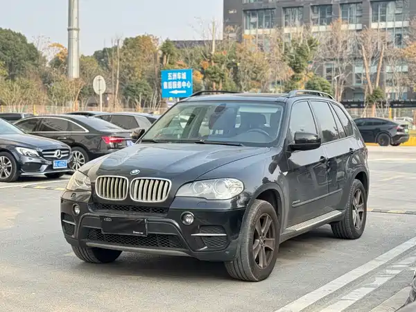 BMW X5 2011