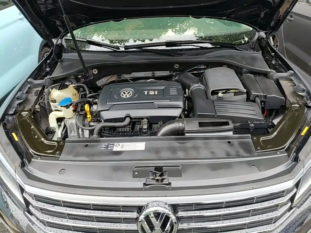 Volkswagen Passat 2017 — фото 20