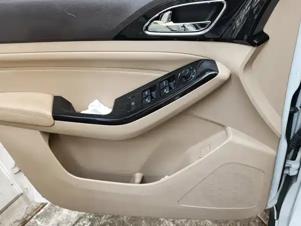 Baojun 730 2014