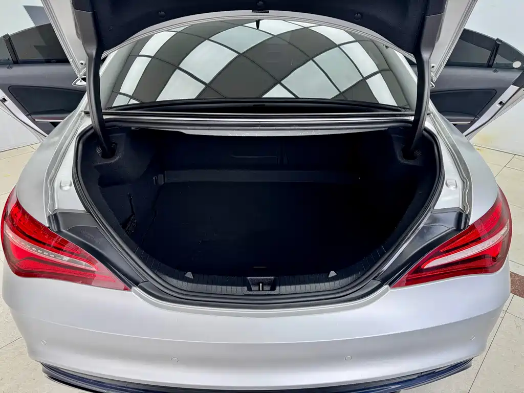 Mercedes-Benz CLA 2018 — фото 21