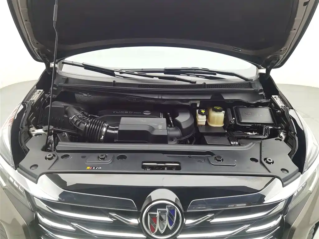 Buick GL8 2024