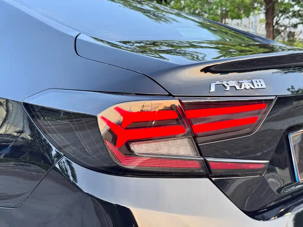 Honda Accord 2019 — фото 20