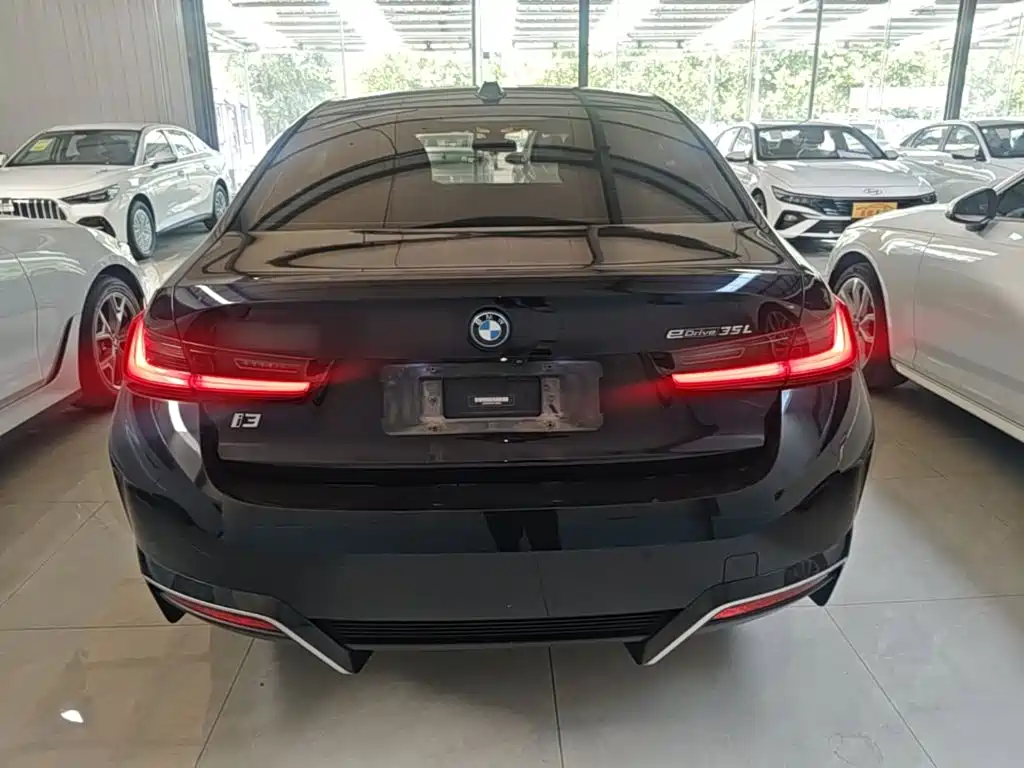 BMW i3 2023