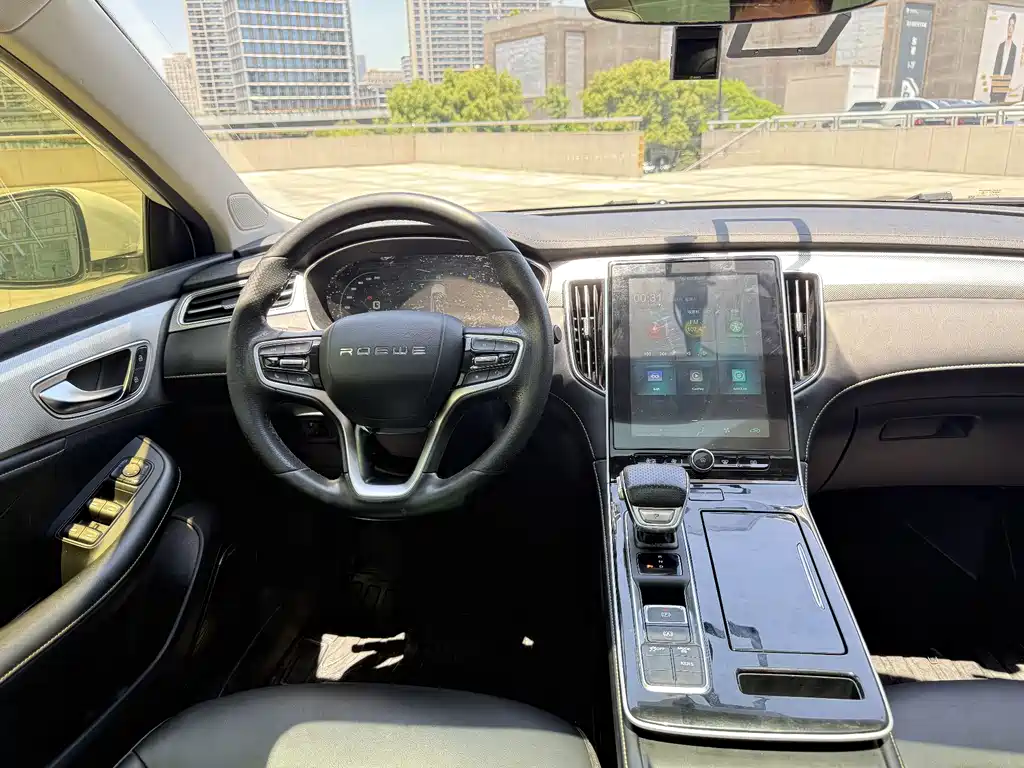 Roewe i6 MAX 2022 — фото 18
