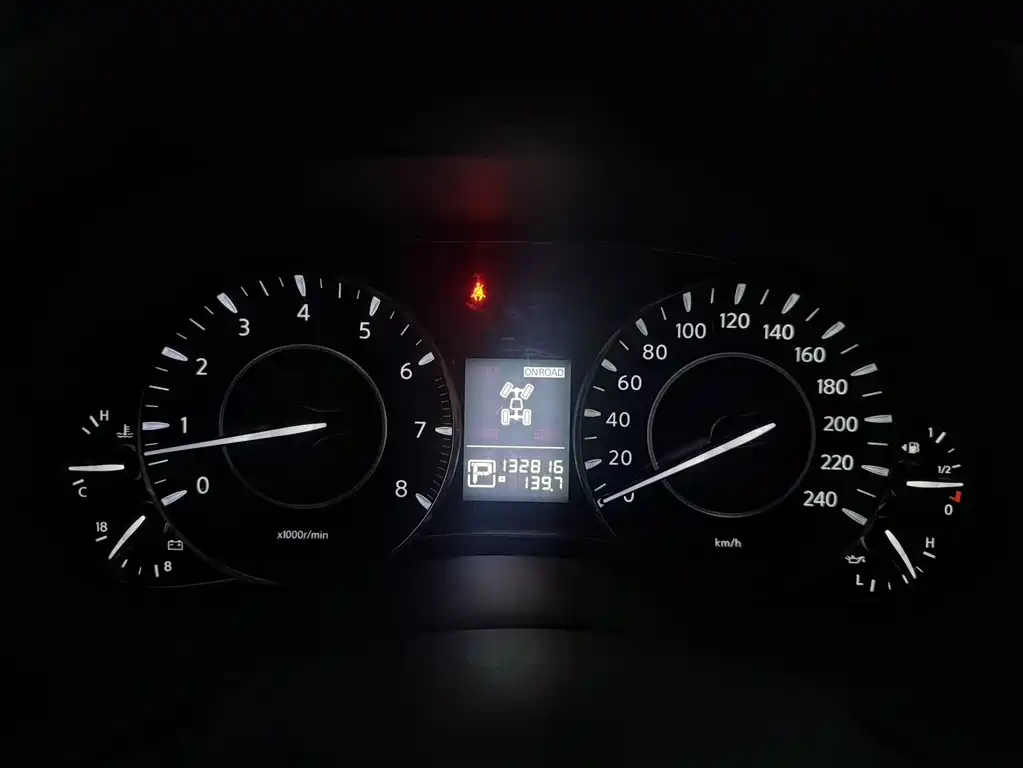 Nissan Patrol 2017 — фото 17