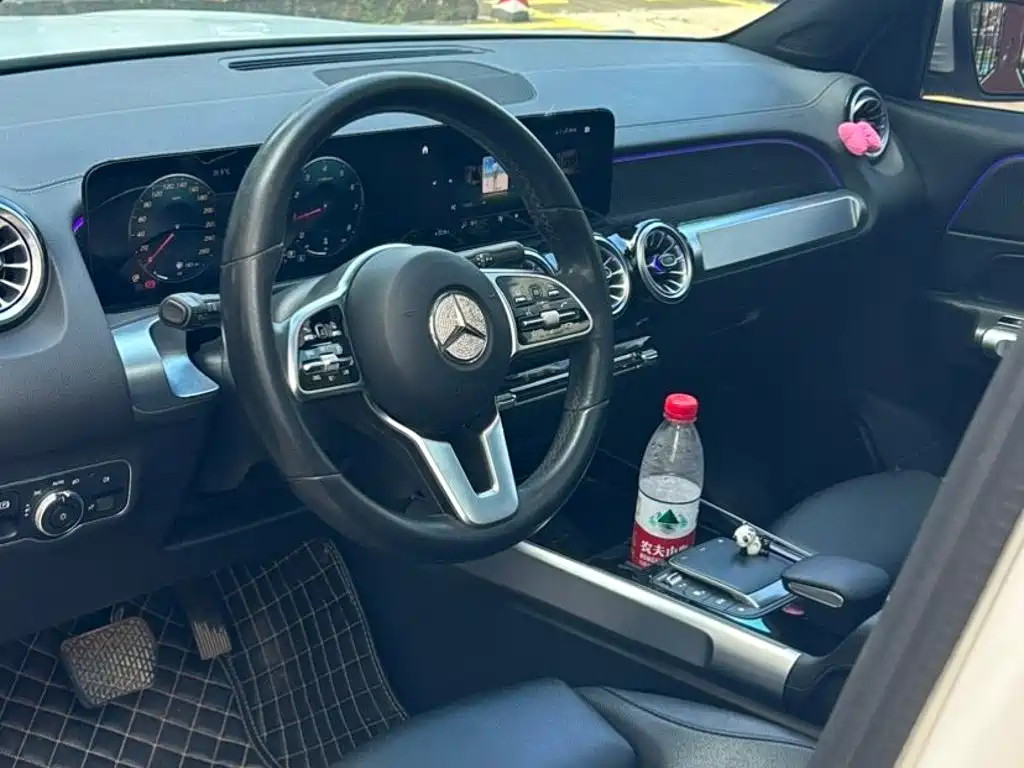 Mercedes-Benz GLB 2022