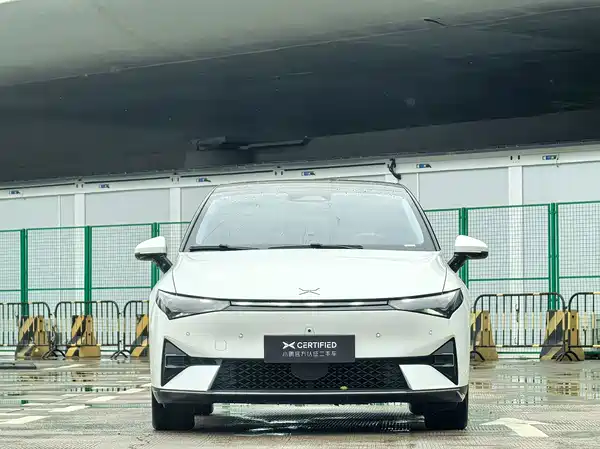 XPeng P5 2022